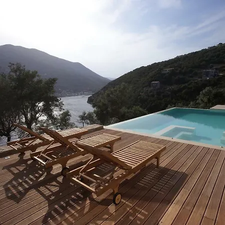 Villas Sea Breeze Villa