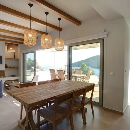 Villas Sea Breeze Villa